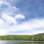 Photoshop 露光量をプラスに補正したために、白くなってしまった空を元の青さに戻す方法